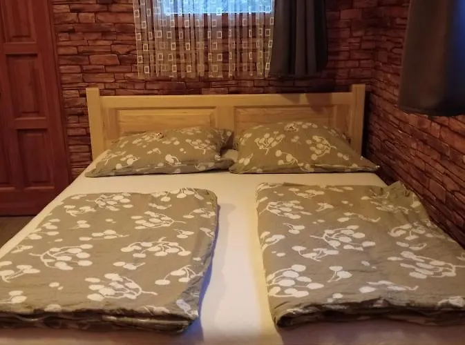 Eszter Nyaralohaz Zánka