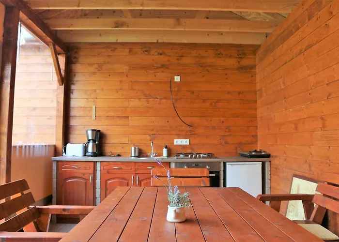 Eszter Nyaralohaz Chalet Zánka